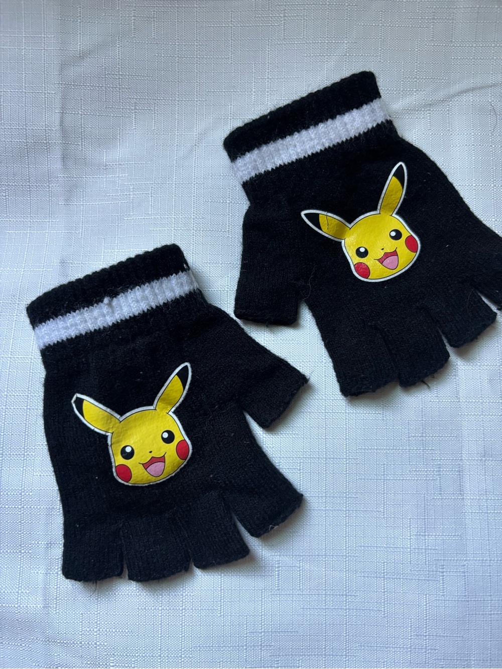Kids Black Pikachu Fingerless Mittens - Licensed Character